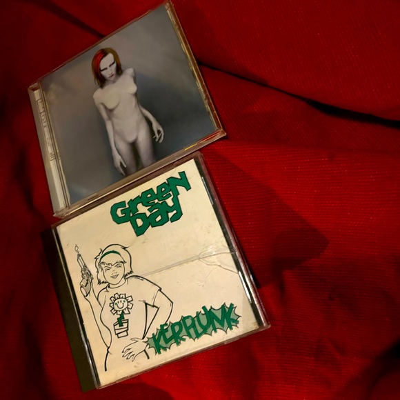 CD Throwback Icon Set ⚡️Green Day & Marilyn Manson - Picture 1 of 6